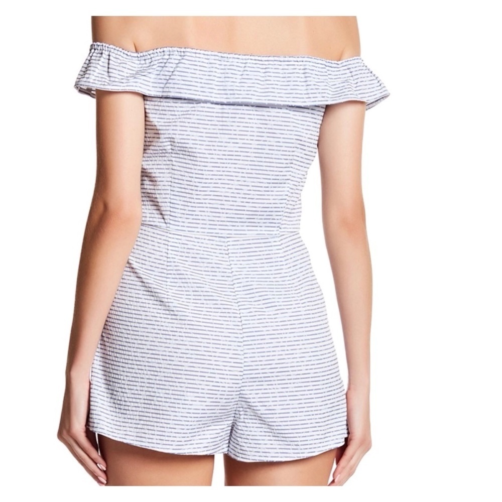 NWT Romeo + Juliet Couture Romper Size M - Picture 2 of 7